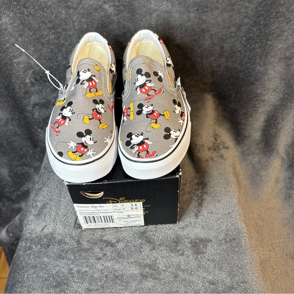 Vans Women's Sz 5 or Men Sz 3.5 Mickey Mouse Gray Slip-On Shoes - Picture 8 of 9